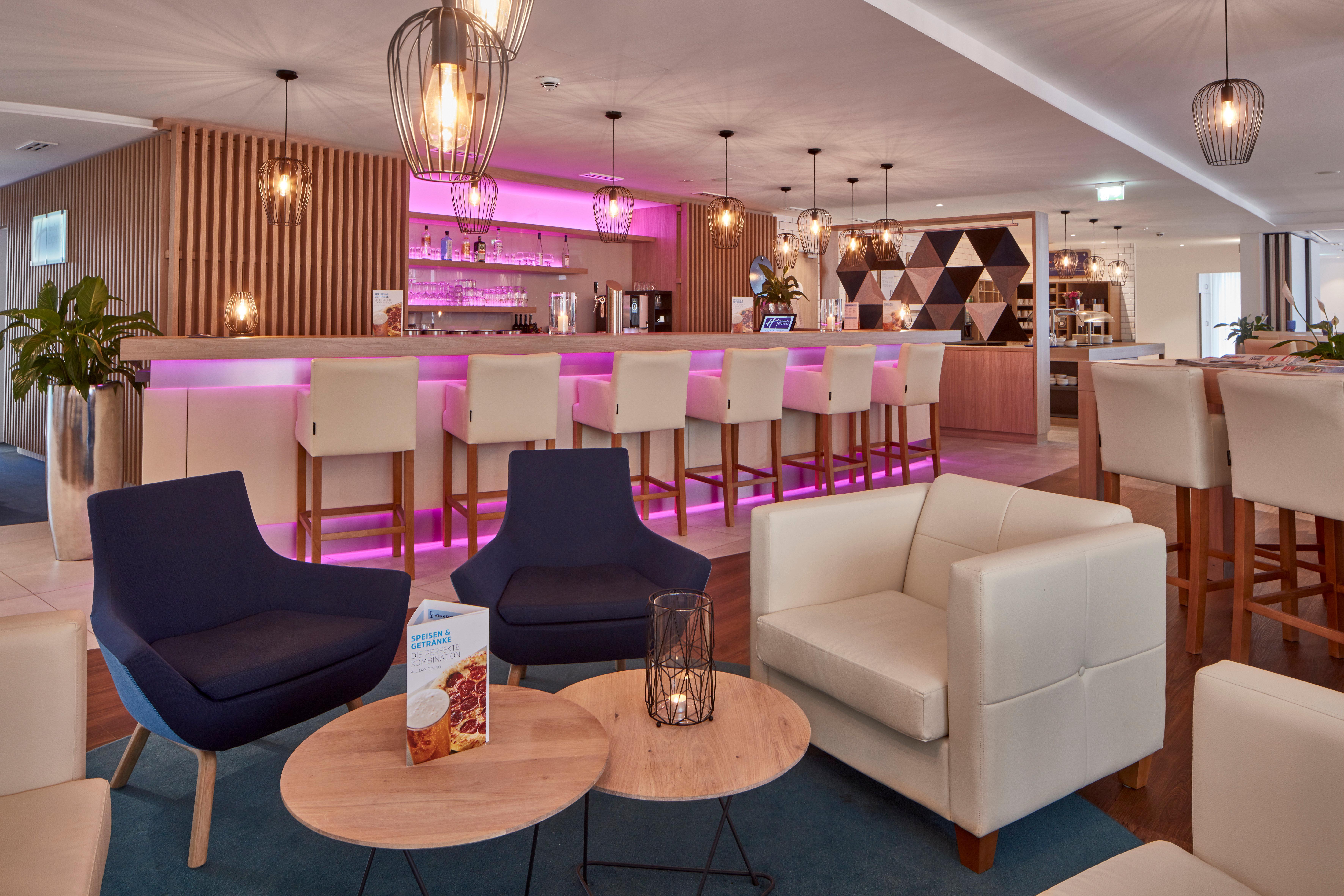 Holiday Inn Express - Merzig By Ihg Exterior foto
